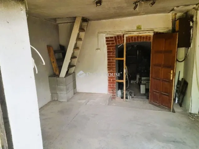 Eladó nyaraló Esztergom, Malonyai pincesor 47 nm