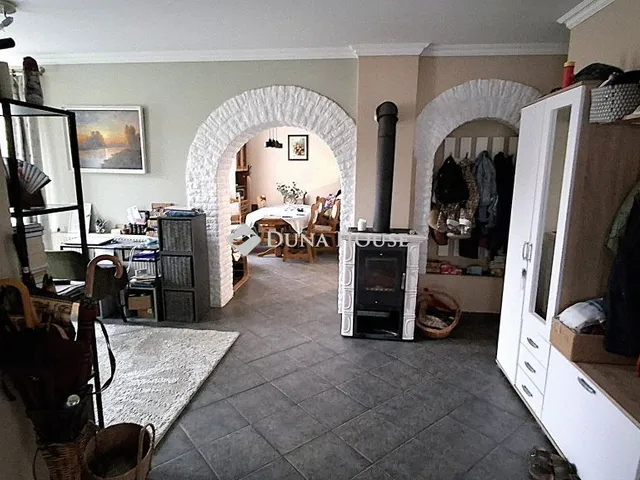 Eladó ház Dág, Deák Ferenc utca 308 nm