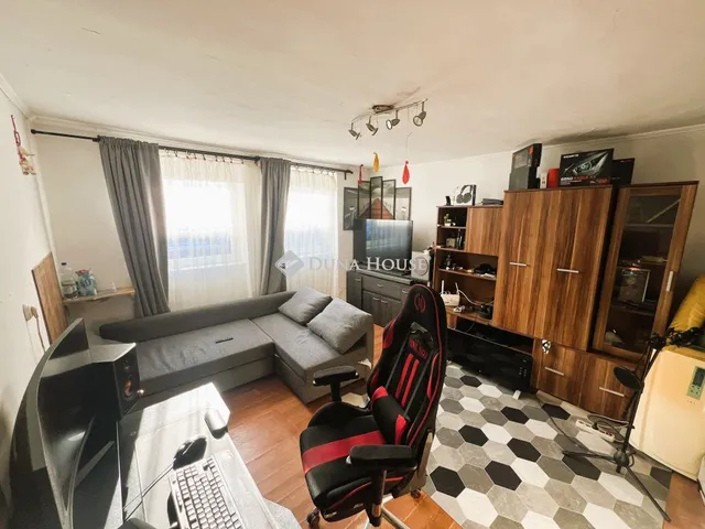 Eladó ház Esztergom, Vasvári Pál utca 76 nm