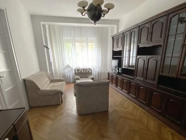 Eladó lakás Budapest XIII. kerület, Gyöngyház utca 76 nm