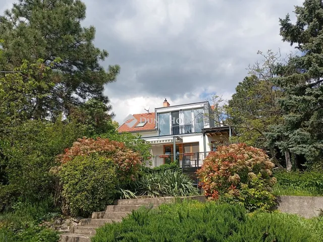 Eladó ház Szentendre 170 nm