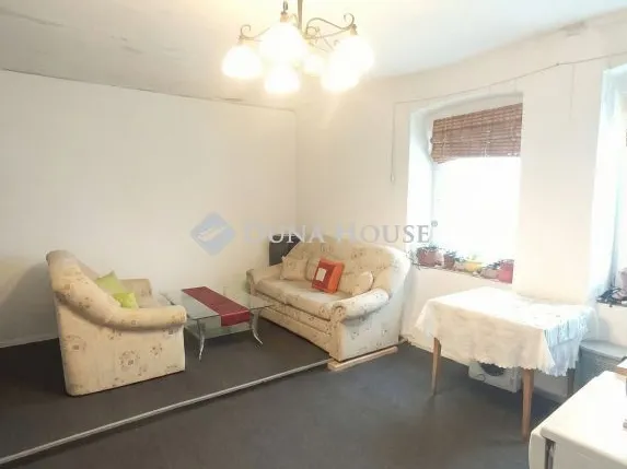 Eladó ház Pomáz, Plébánia utca 137 nm