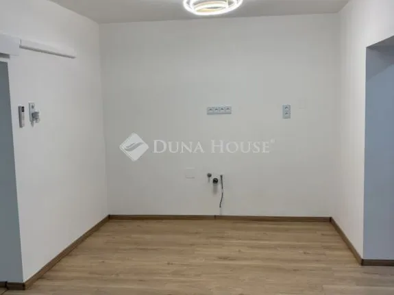 Eladó lakás Budapest X. kerület 53 nm