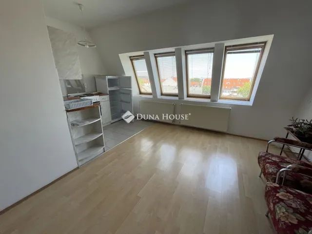 Kiadó lakás Budapest XIV. kerület, Nagy Lajos király útja 40 nm