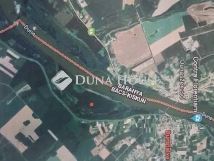 Eladó telek Dunafalva 5760 nm