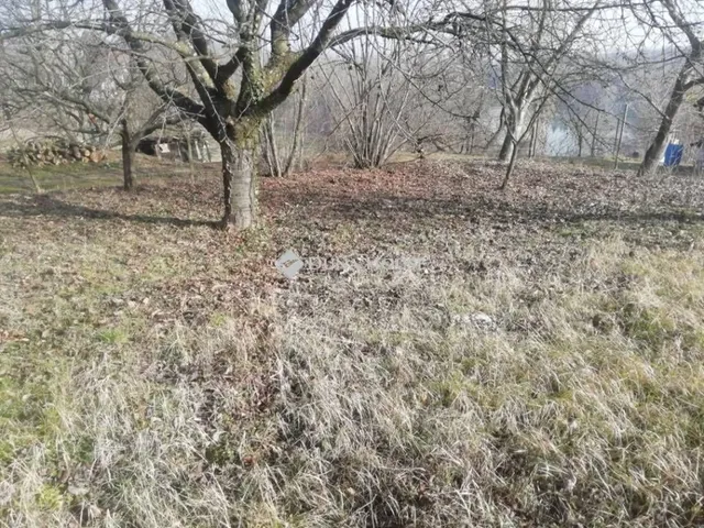 Eladó telek Keszü, Árpád fejedelem út 1240 nm