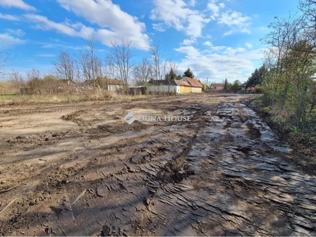 Eladó telek Tápiószele, Erika köz 1089 nm