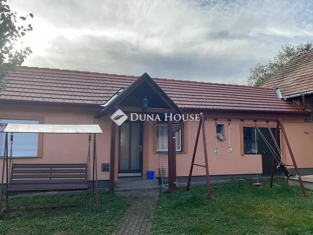 Eladó ház Hidas, Vörösmarty Mihály utca 132 nm
