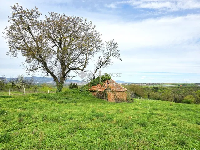 Eladó telek Keszü 7598 nm