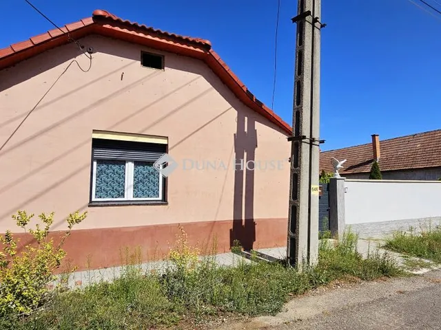 Eladó ház Bátaszék 115 nm