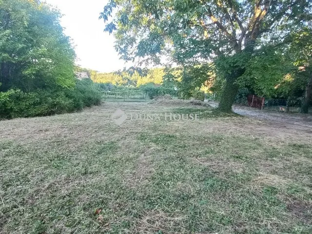 Eladó telek Gyód, Zártkert 2161 nm
