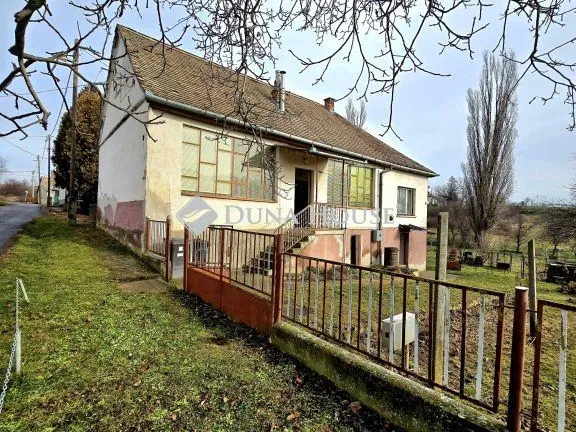 Eladó ház Geresdlak 107 nm