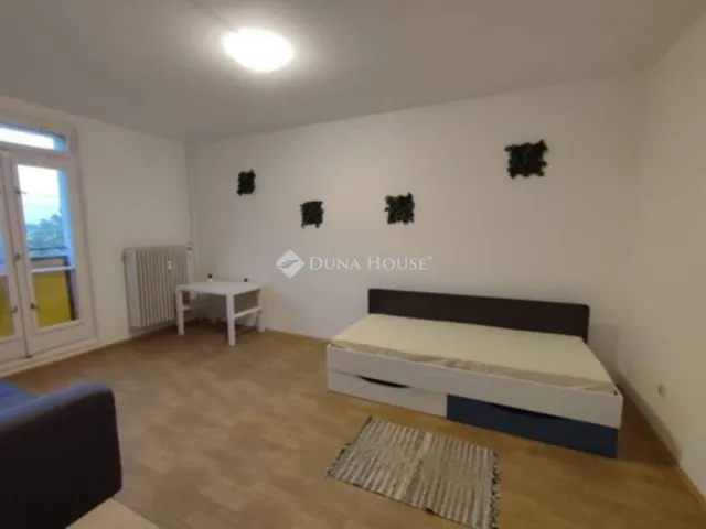 Eladó lakás Pécs, Rákóczi út 63 nm