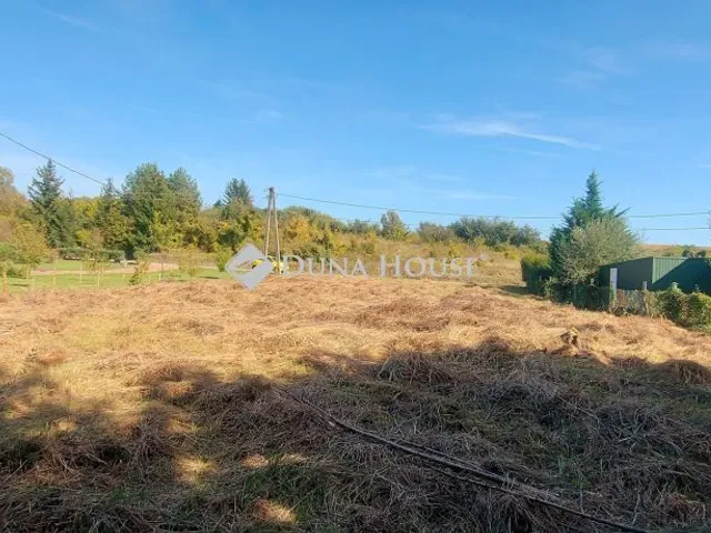 Eladó telek Pogány, Falucska dűlő 1521 nm