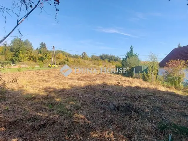 Eladó telek Pogány, Falucska dűlő 1521 nm