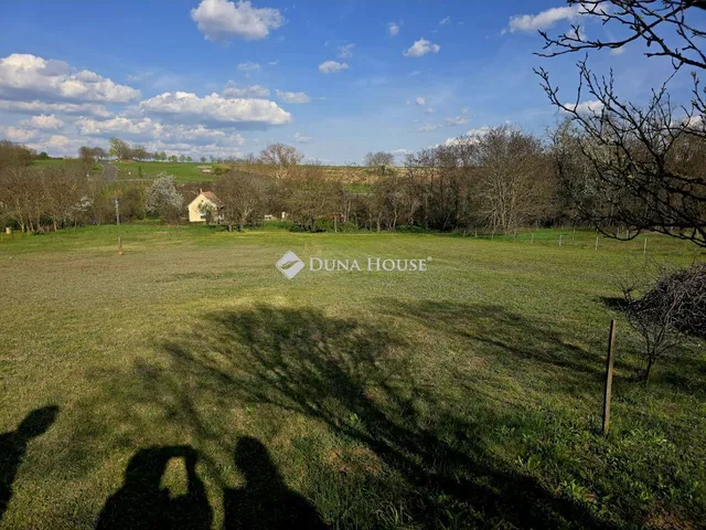 Eladó telek Pécsudvard 3362 nm