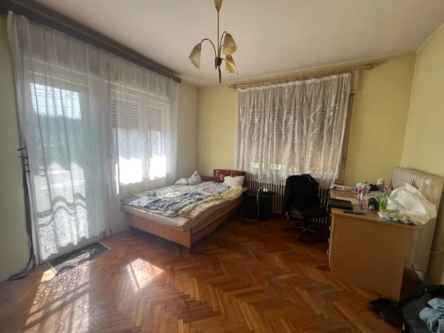 Eladó lakás Pécs 116 nm