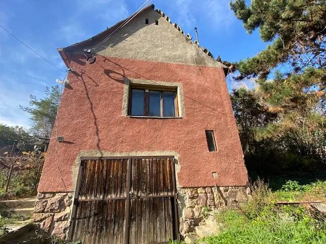 Eladó telek Pécs 2640 nm