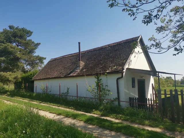Eladó ház Nyugotszenterzsébet 40 nm