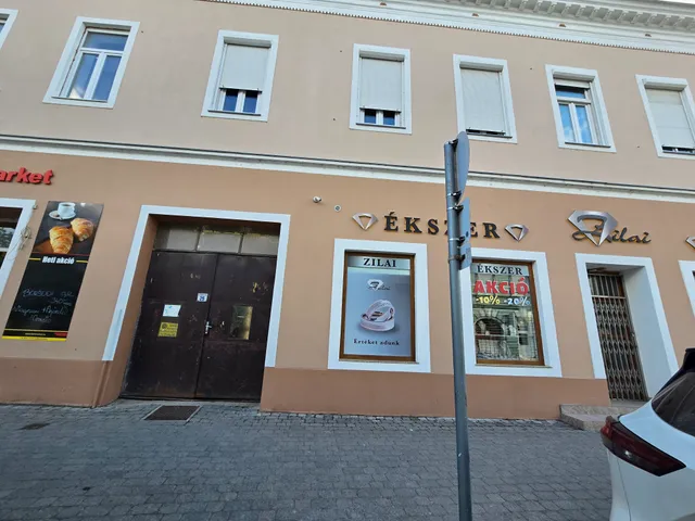 Eladó lakás Siklós 56 nm