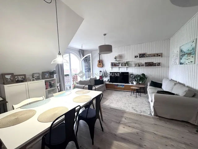 Eladó lakás Pécs, Új fasor 134 nm