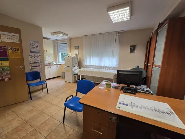 Kiadó kereskedelmi és ipari ingatlan Kozármisleny 80 nm