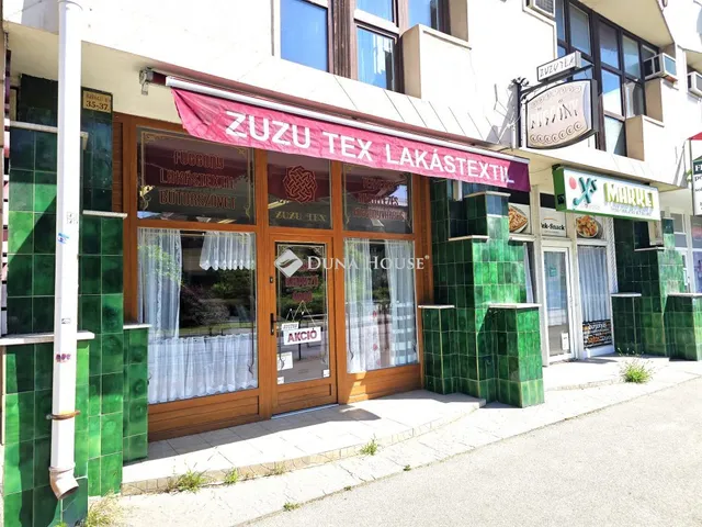 Kiadó kereskedelmi és ipari ingatlan Pécs 55 nm