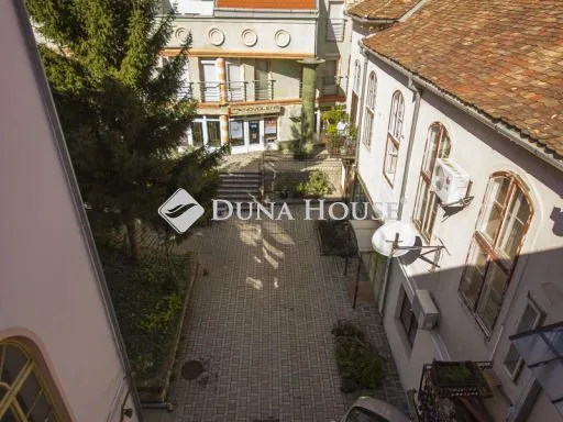 Eladó lakás Pécs 124 nm