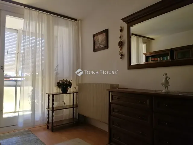 Eladó lakás Pécs, Jurisics Miklós utca 67 nm