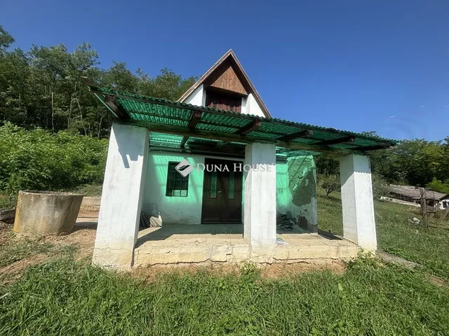 Eladó ház Siklós, Zártkert 38 nm