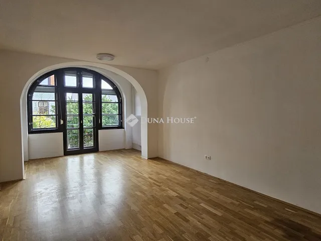 Kiadó lakás Pécs 90 nm