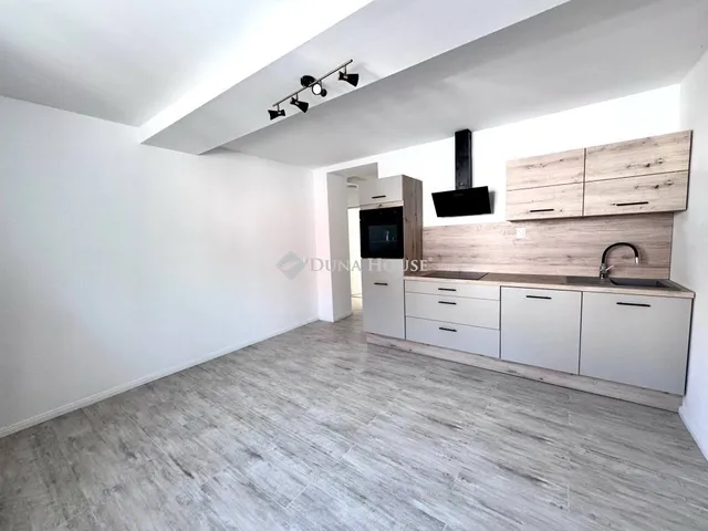Eladó lakás Pécs 52 nm