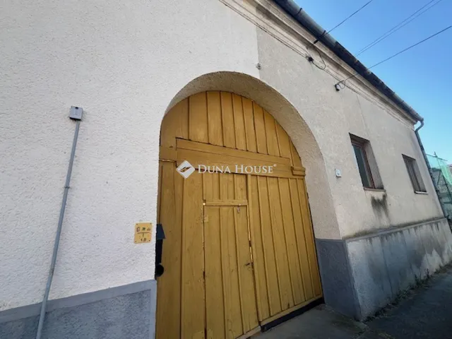 Eladó ház Újpetre, Kossuth Lajos utca 62 nm