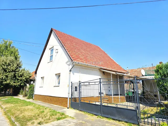 Eladó ház Siklós 71 nm