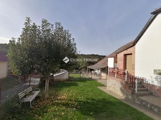 Eladó ház Kökény, Kossuth utca 93 nm