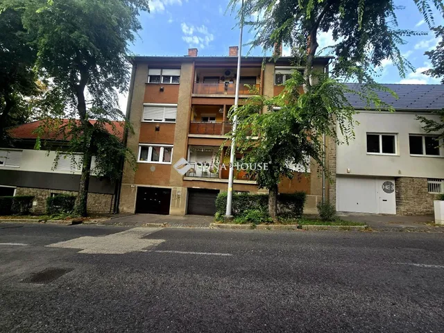 Eladó lakás Pécs, Hunyadi János utca 68 nm
