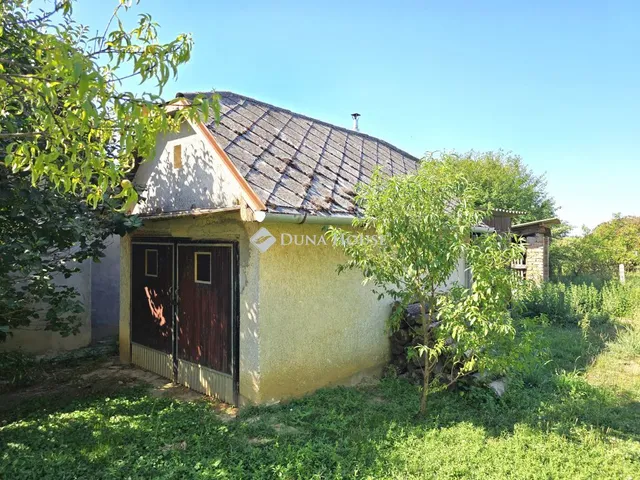 Eladó ház Magyaratád 97 nm