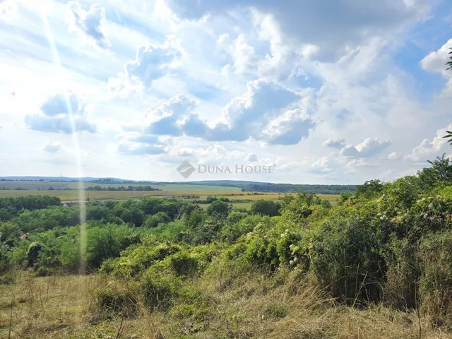 Eladó telek Hosszúhetény 3500 nm