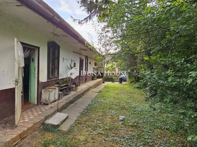 Eladó ház Véménd, Munkácsy Mihály utca 63 nm