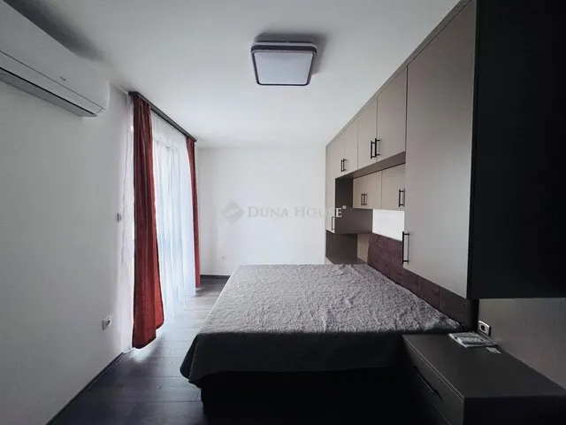 Kiadó lakás Pécs, Rákóczi út 62 nm