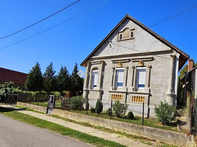 Eladó ház Baksa, Zrínyi u. 126 nm