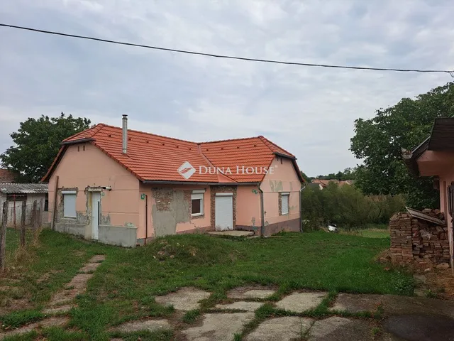 Eladó ház Töttös 62 nm