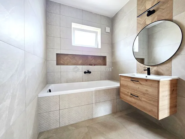 Eladó ház Pécs 131 nm