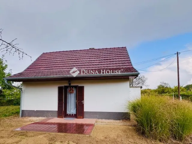 Eladó ház Cserdi, Szőlőhegy 60 nm