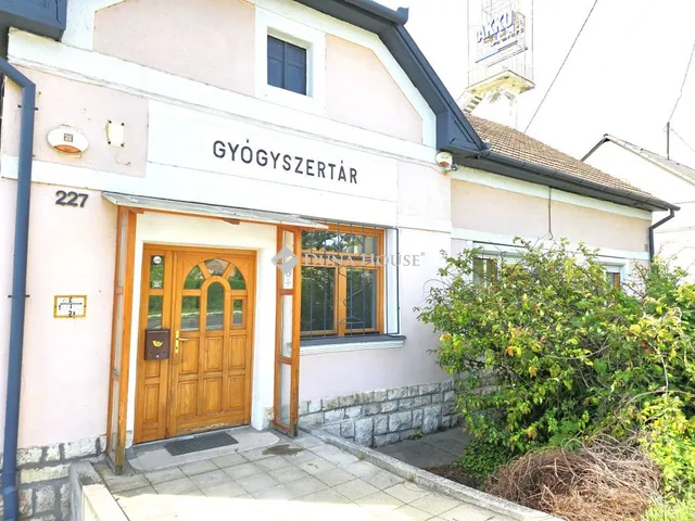 Kiadó kereskedelmi és ipari ingatlan Pécs 63 nm