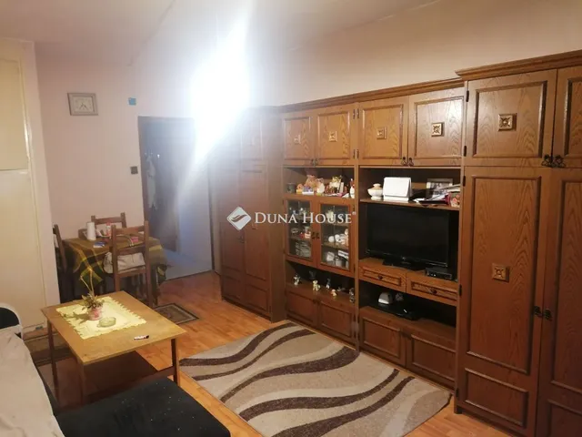 Eladó lakás Mohács, Horváth Kázmér utca 34 nm