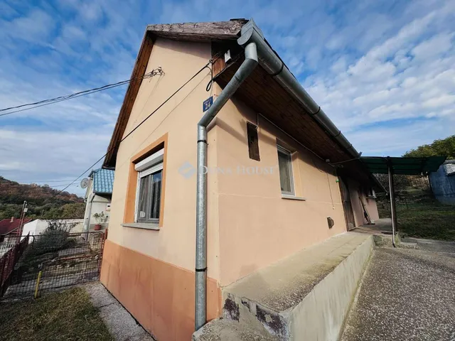 Eladó ház Magyarsarlós 50 nm
