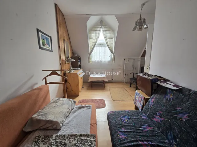 Eladó lakás Pécs, Kálvária utca 100 nm