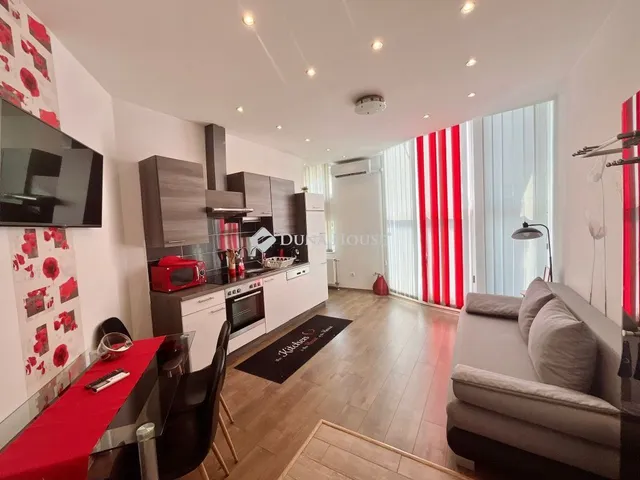 Eladó lakás Pécs 72 nm