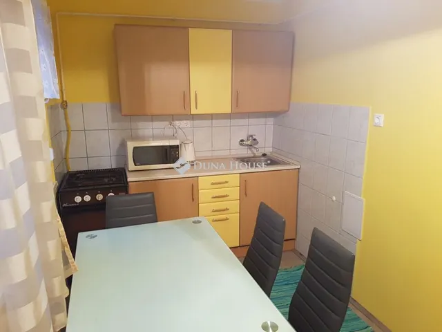 Kiadó lakás Pécs 54 nm